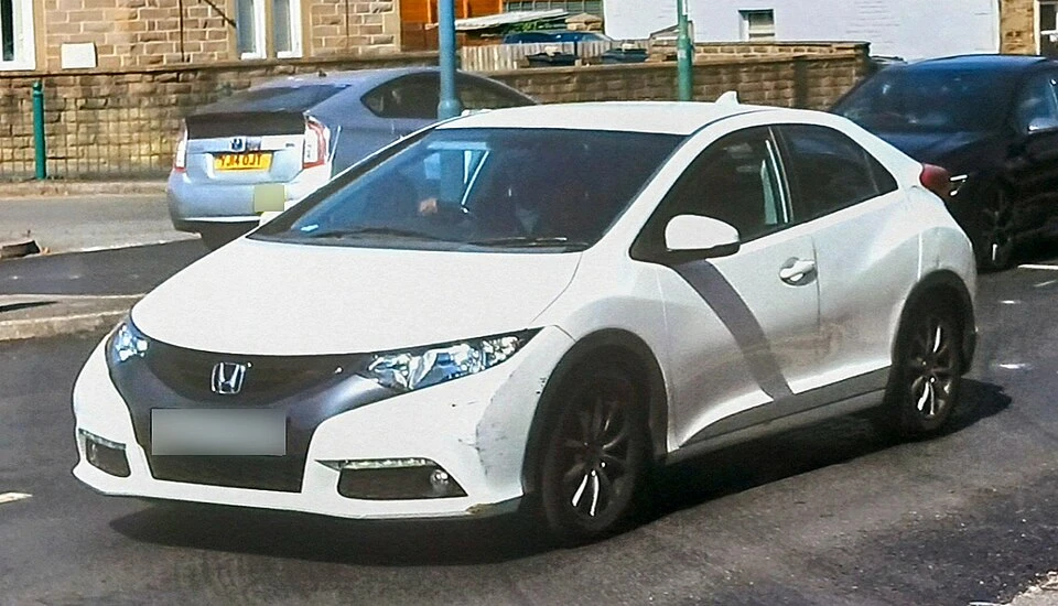 Honda Civic FK2 2012-2015 Hatchback — araç fotoğrafı