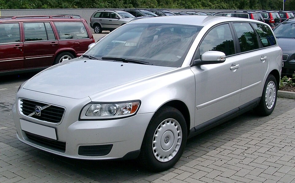 Volvo V50 2004 ve Sonrası — araç fotoğrafı