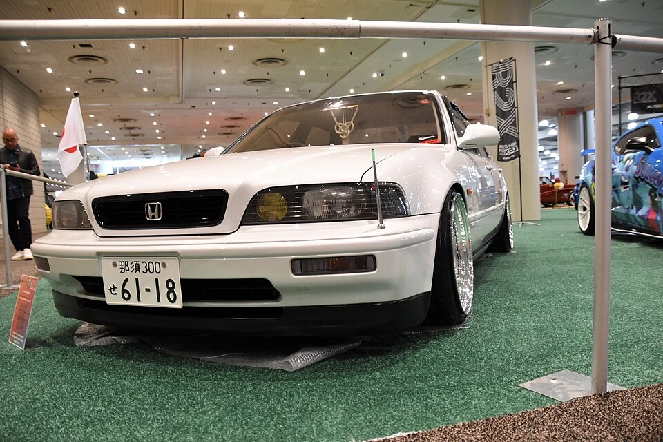 Honda Legend 1990-1995 — araç fotoğrafı