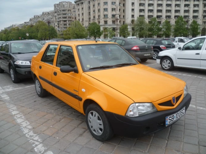Dacia Solenza 2003-2005 — araç fotoğrafı