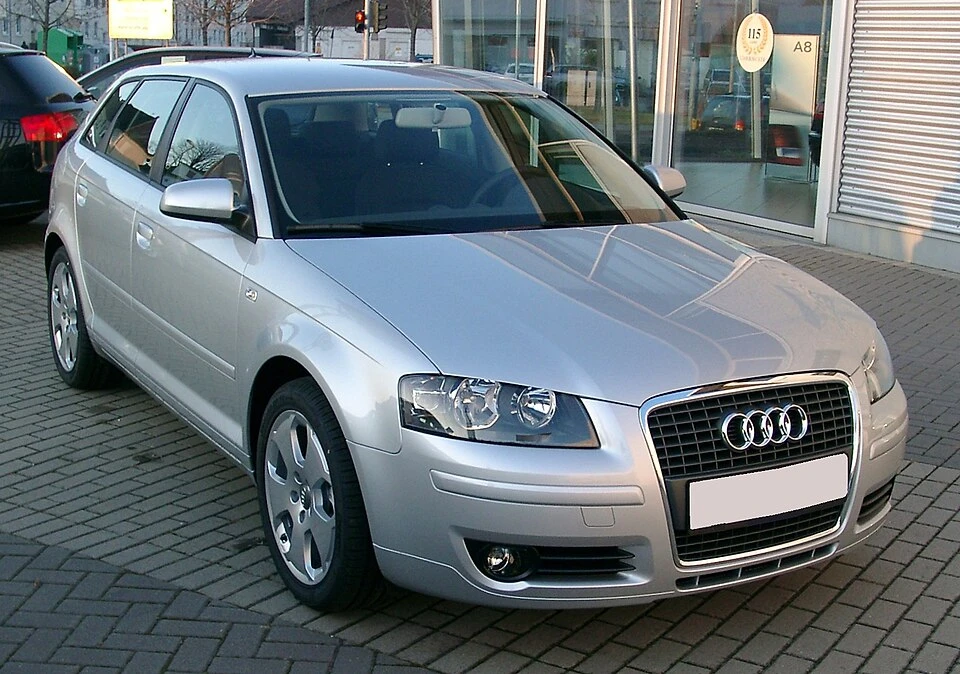 Audi A3 8P 2003-2012 Hatchback — araç fotoğrafı