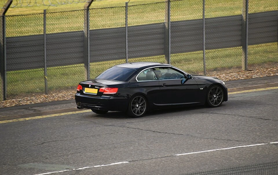 BMW 3 E93 Cabrio 2008-2013 — araç fotoğrafı