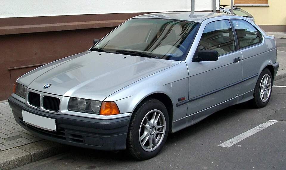 BMW 3 E36 Compact 1994-2000 — araç fotoğrafı