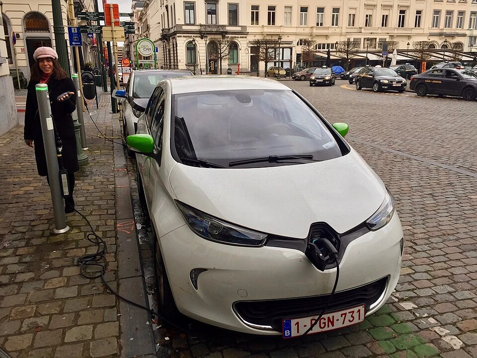 Renault ZOE 2012 ve Sonrası — araç fotoğrafı