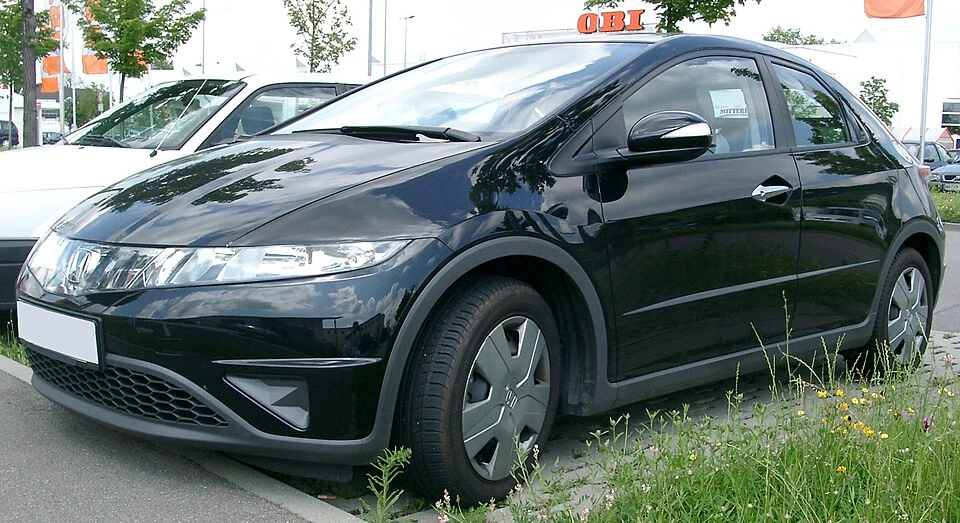Honda Civic FK-FN 2006-2012 Hatchback — araç fotoğrafı
