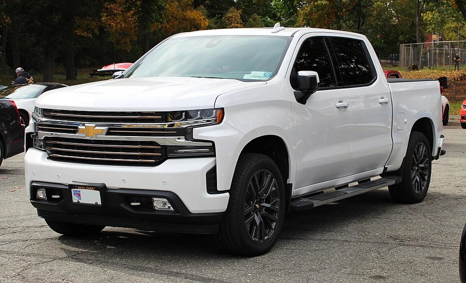 Chevrolet SILVERADO 2020 ve Sonrası — araç fotoğrafı