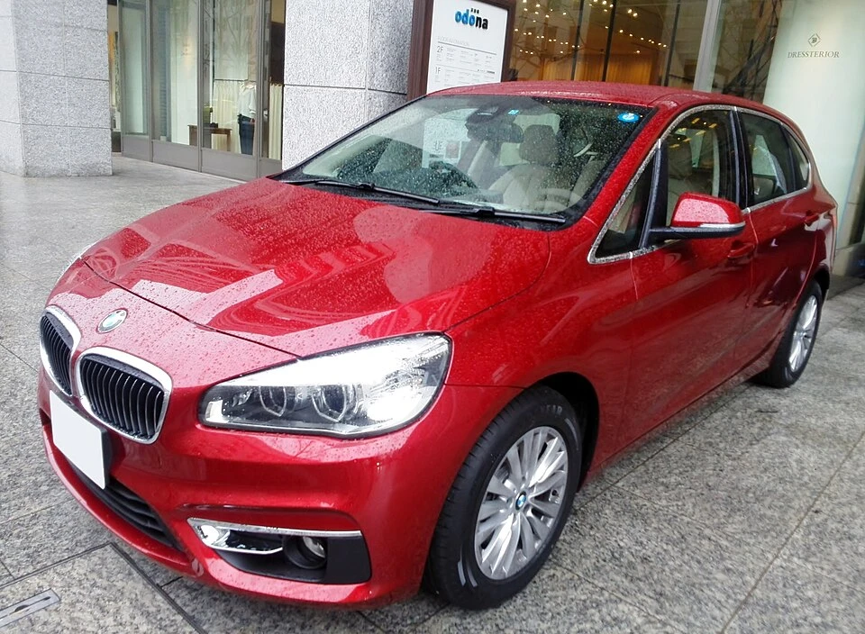 BMW 2 F45 Active Tourer 2014 ve Sonrası — araç fotoğrafı