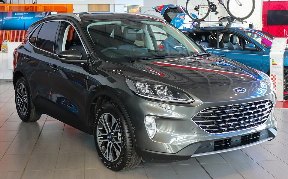 Ford Kuga 3 CX482 2019 ve Sonrası — araç fotoğrafı