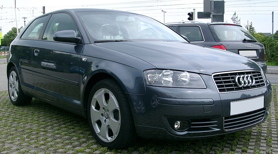 Audi A3 8P 2003-2012 3 Kapı Hatchback — araç fotoğrafı