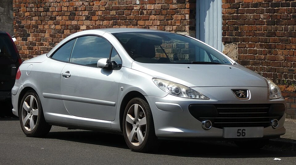 Peugeot 307CC 2003-2008 — araç fotoğrafı