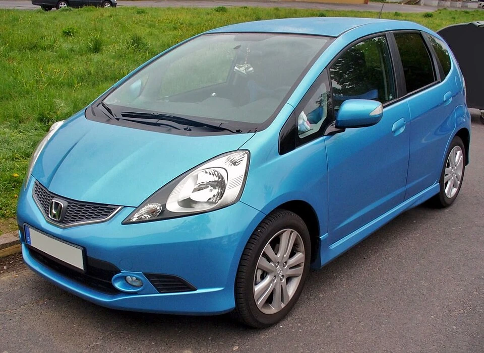 Honda Jazz 2 2009-2011 Klipsli Makyajsız — araç fotoğrafı