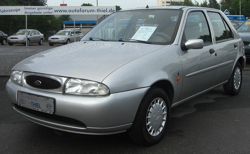 Ford Fiesta 1995-2002 — araç fotoğrafı